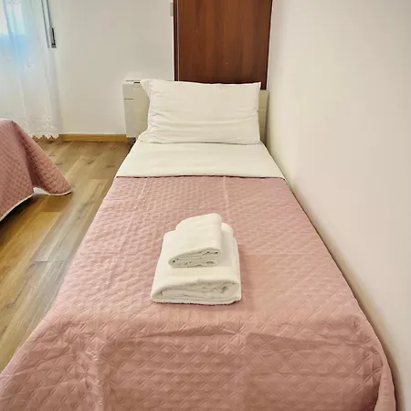 Blue Deluxe Bed & Breakfast