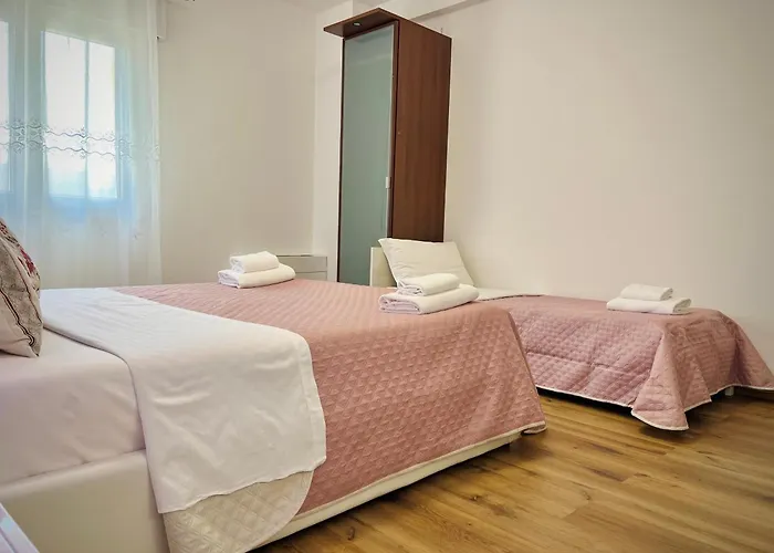 Blue Deluxe * البندقية